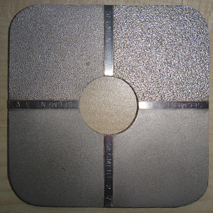 表面處理的標(biāo)準(zhǔn)：在涂裝方面最常使用的表面處理標(biāo)準(zhǔn)有兩種：（1） ISO 8501-1：1988 / SIS 05 5900：1967 （2） SSPC 標(biāo)準(zhǔn)技術(shù)服務(wù)工程師要熟悉這些標(biāo)準(zhǔn)，以便在特定的工作場合，對于所進行的表面處理級別進行判斷。在現(xiàn)場出示這些標(biāo)準(zhǔn)不能可以完全解決工作中的爭端，不過它會使你處在十分有利的權(quán)威性位置。